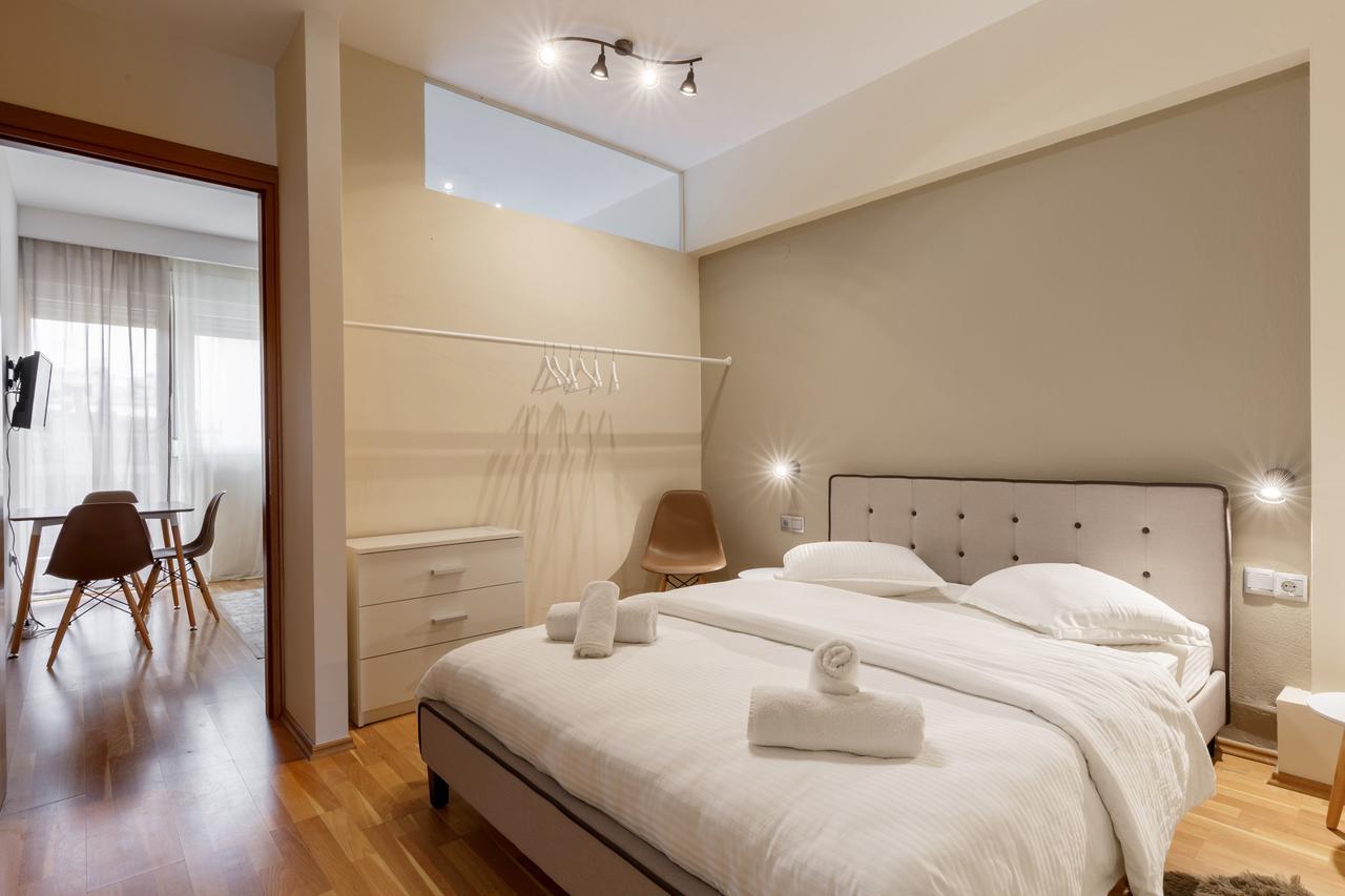 Evel'S Home Suites Thessaloniki Buitenkant foto